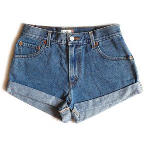Vintage Levi’s High Waisted Cuffed Shorts 27/28